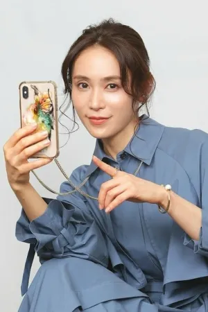 Дневник 38-летней разведённой женщины, которая попробовала приложение для знакомств (сериал 2020)